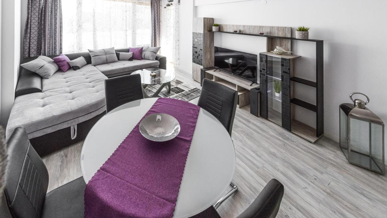Next To Gondola. Cosy & Elegant 2 Bedroom Apartment In Neon Complex Банско Экстерьер фото